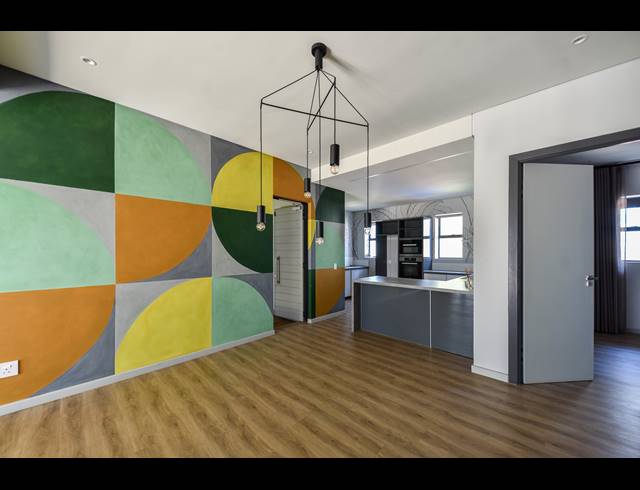 2 BEDROOM APARTMENT TO LET IN NIEUW MUCKLENEUK